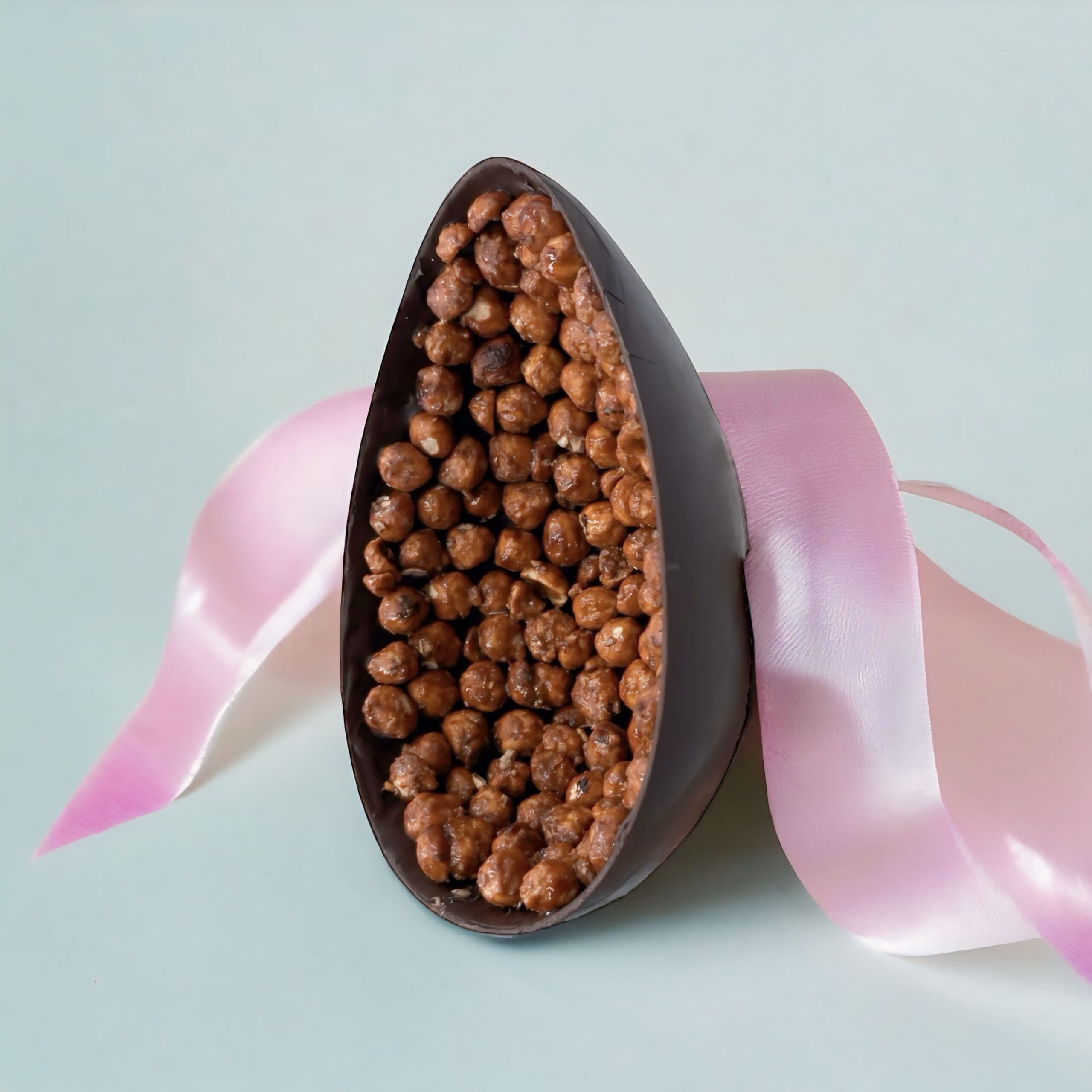 mezzo-guscio-cioccolato-nocciole-caramellate_1