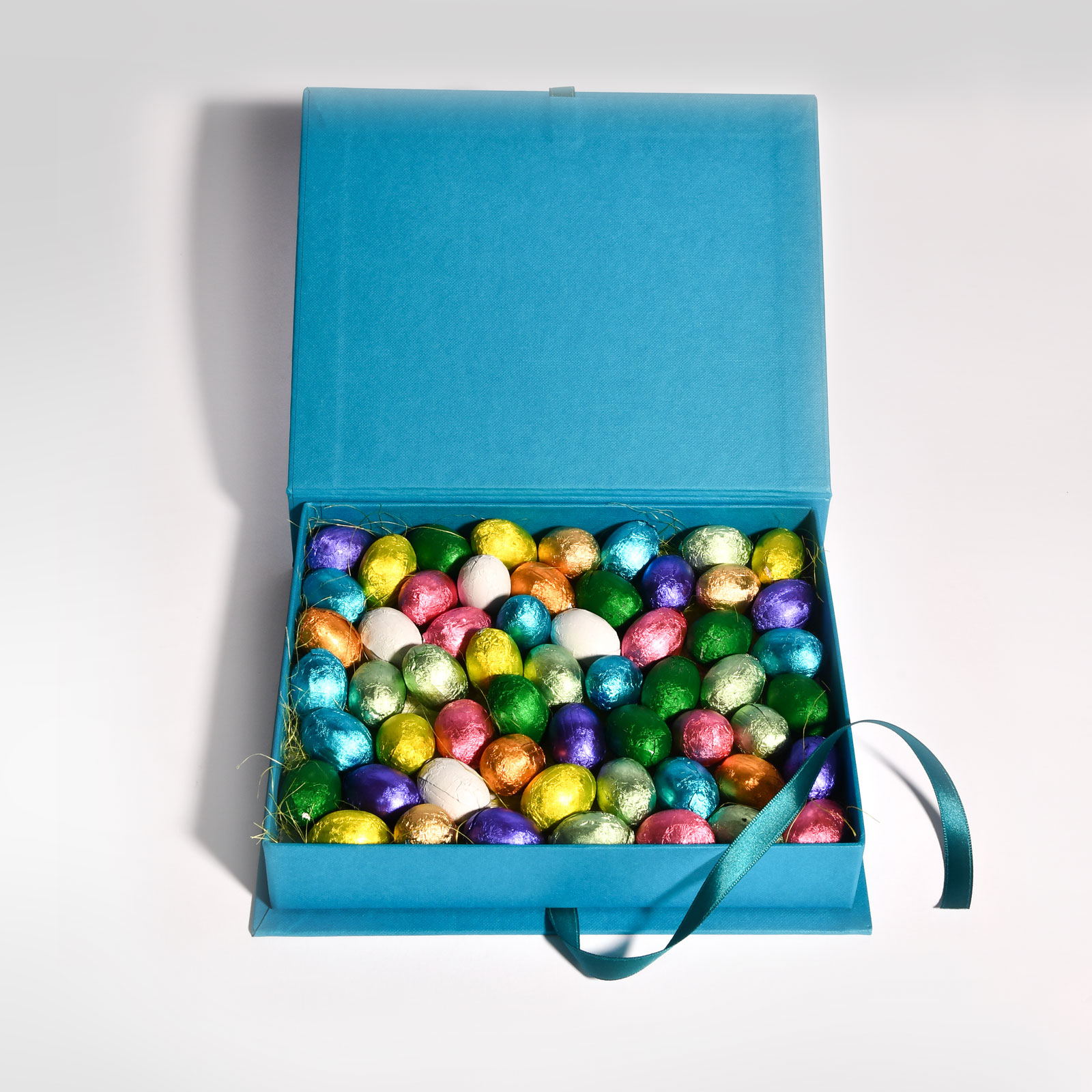 Scatole-piccole-ovetti-incartati-2025-azzurra
